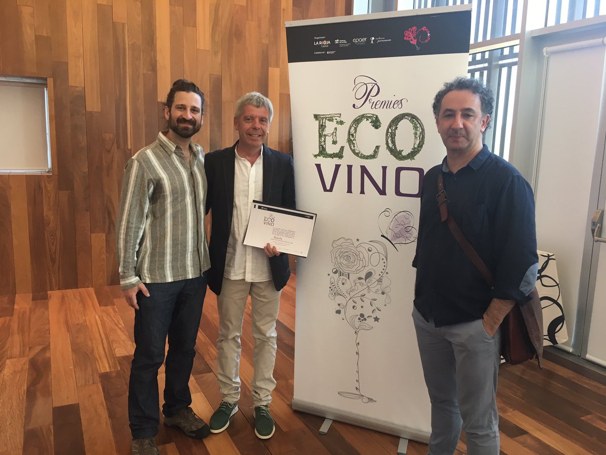 Francisco Robles recoge los galardones de los Premios Ecovino 2017
