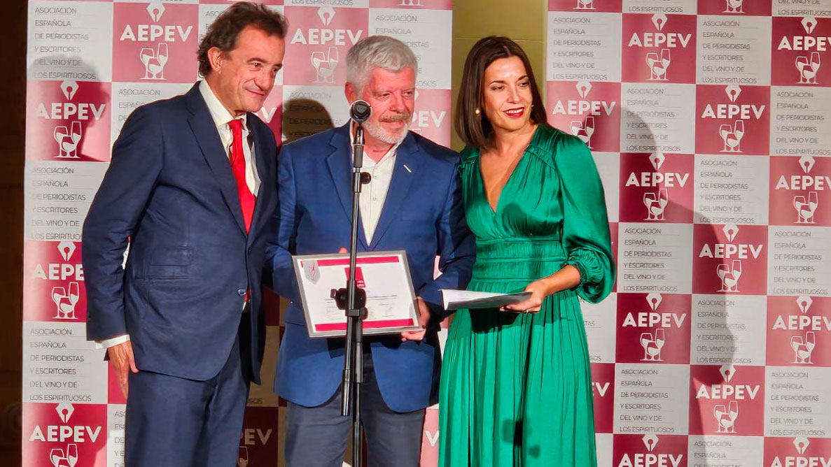 «Arte Reunido» de Bodegas Robles, galardonado en los premios Vino es Cultura